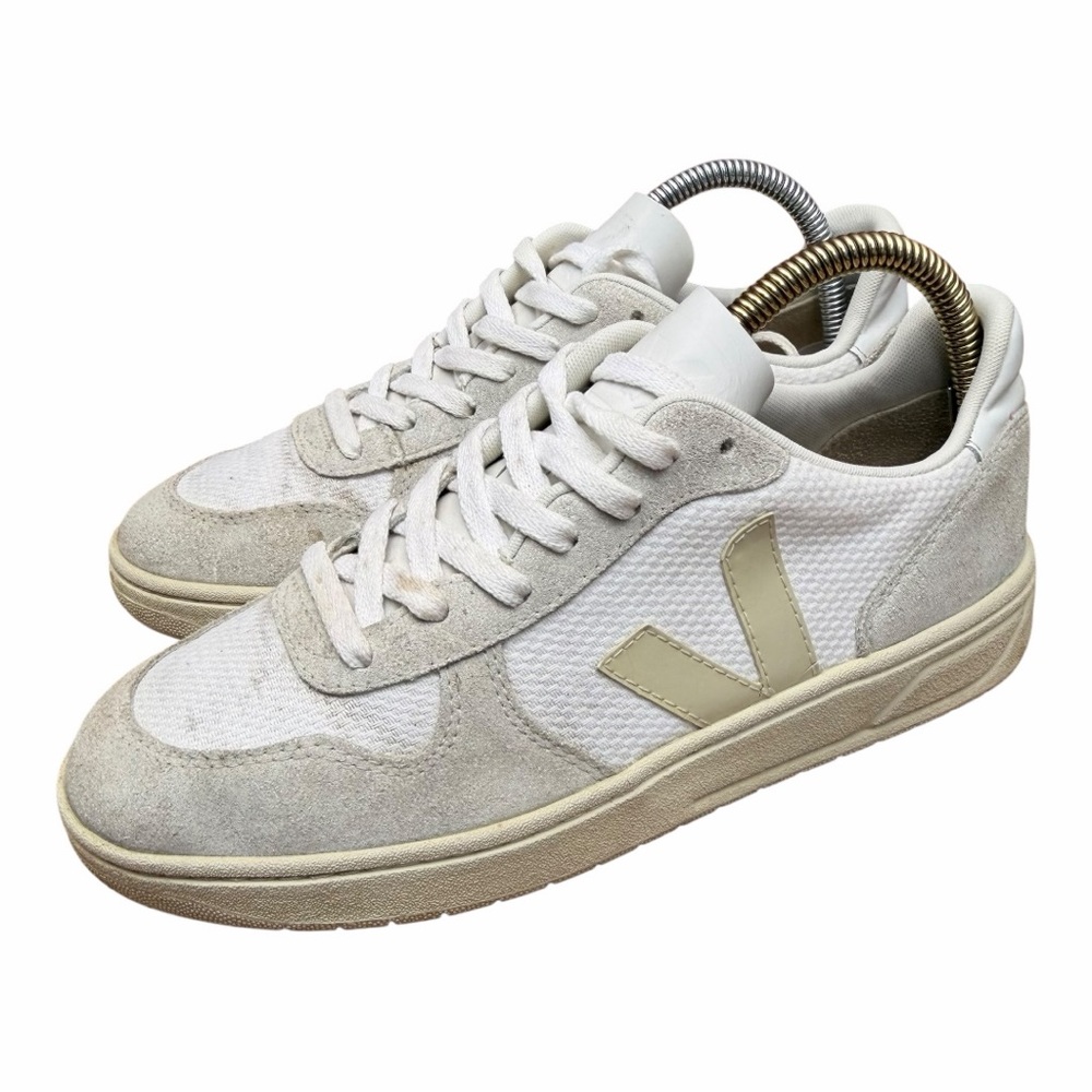 Veja V-10 B-Mesh Pierre Suede women size 8 Mesh Sneaker White Grey
